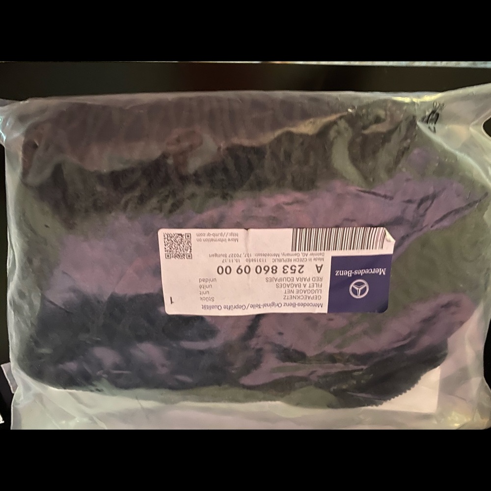 Mercedes net cover